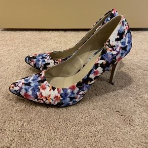 Floral Heels- Lightly Worn